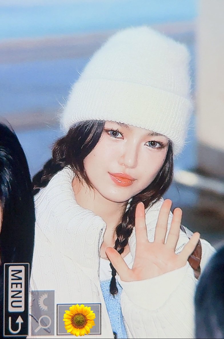 [잡담] 오늘 뉴진스 다니엘 아이라인 꽉꽉 채운거 좋다.. | 인스티즈