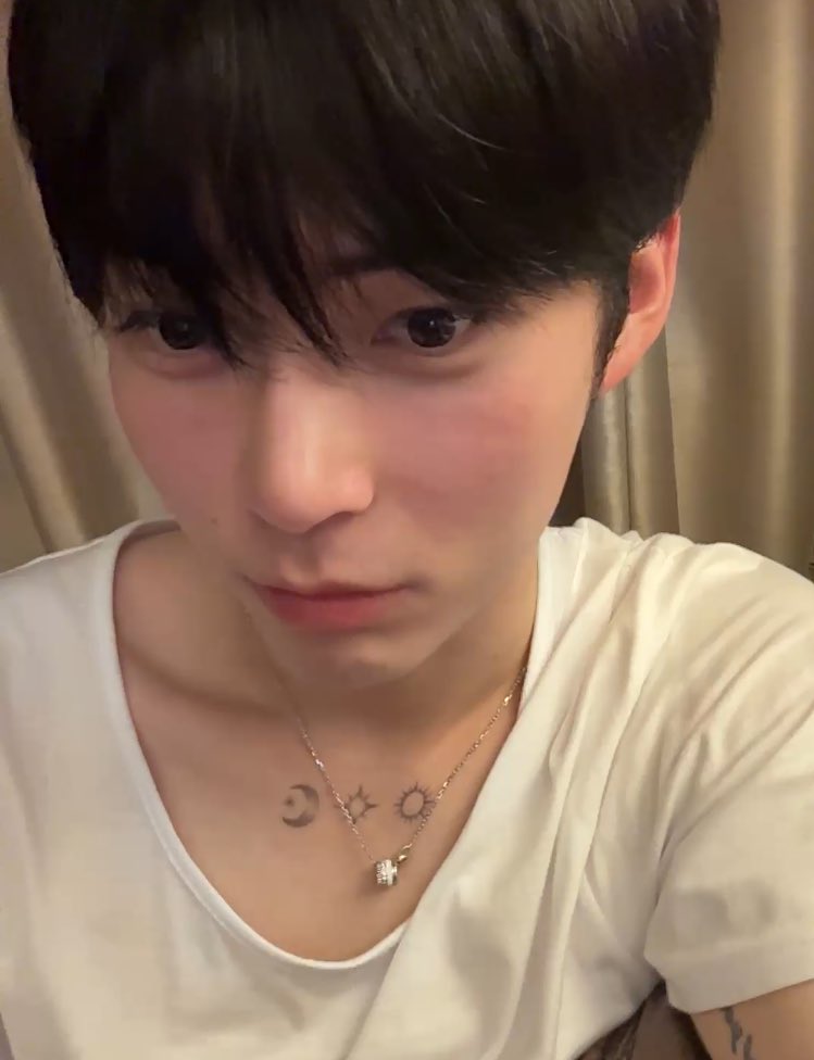 [잡담] 남자를 이렇게까지 좋아해도 되나.. 하.. 성한빈... | 인스티즈