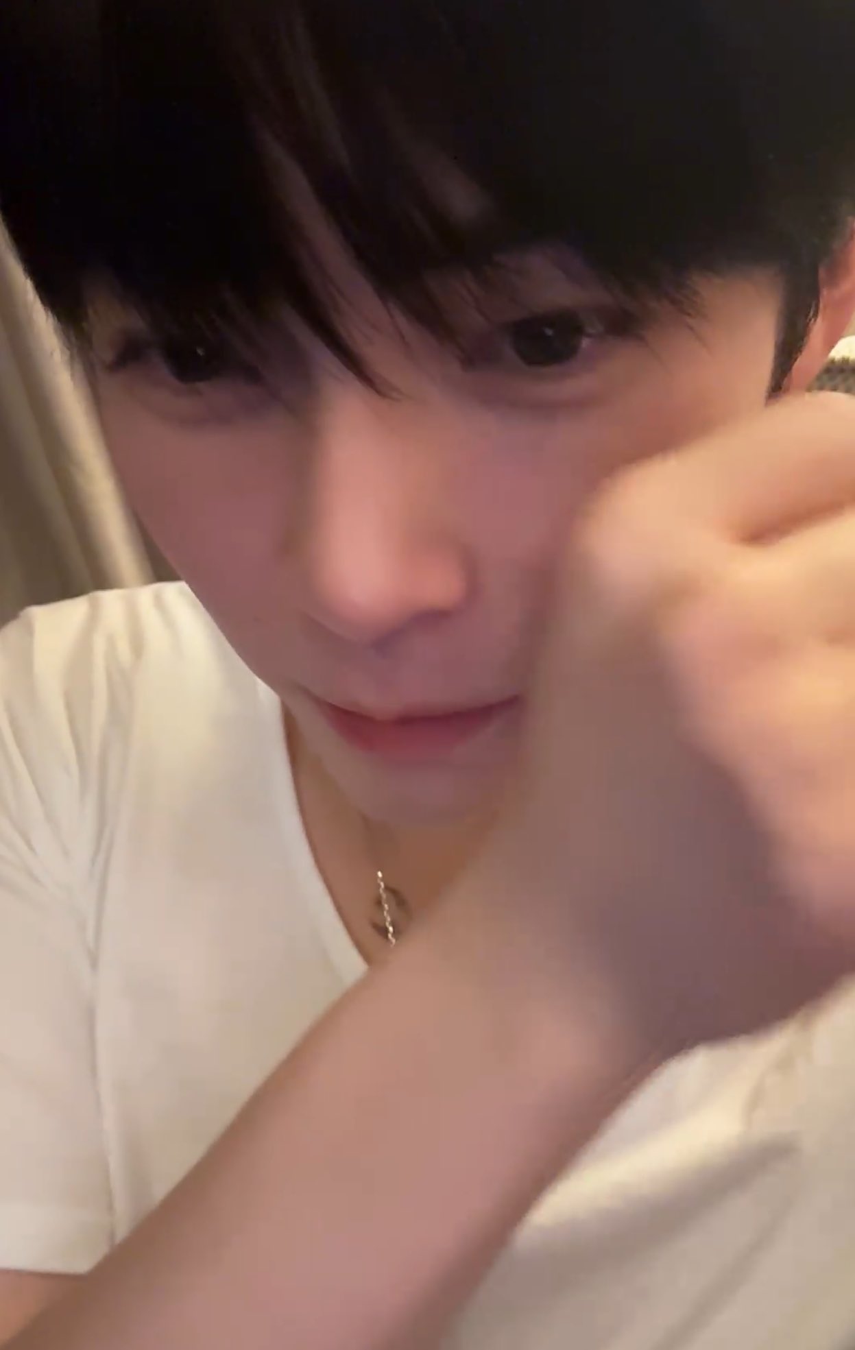 [잡담] 남자를 이렇게까지 좋아해도 되나.. 하.. 성한빈... | 인스티즈