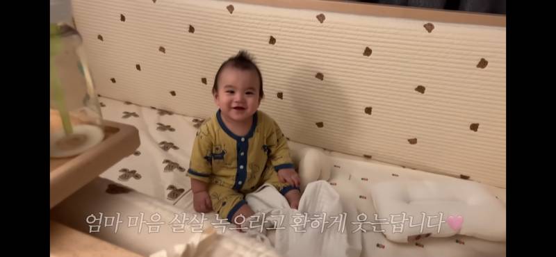 [잡담] 유혜주 아들 유준이 아침마다 엄마나 아빠 얼굴보면 웃는 거 개귀여움... | 인스티즈