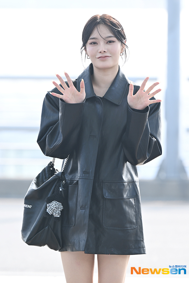 [잡담] 골든디스크 출국 사진 키나 티파니 이준호 차은우 | 인스티즈