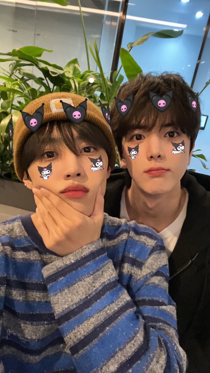 [잡담] 더보이즈 김형제를 아십니까...대박이거든요.. | 인스티즈