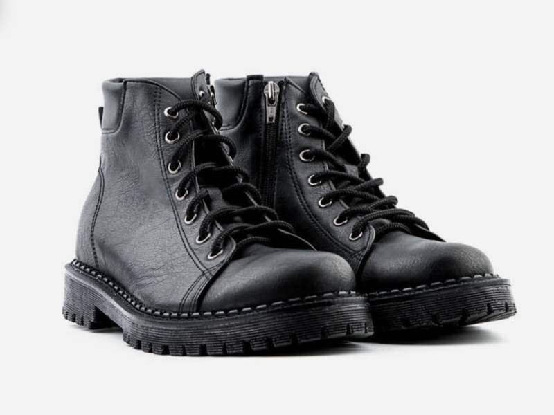 [잡담] 신발 뭐 살지 골라주라!!!!!!! | 인스티즈