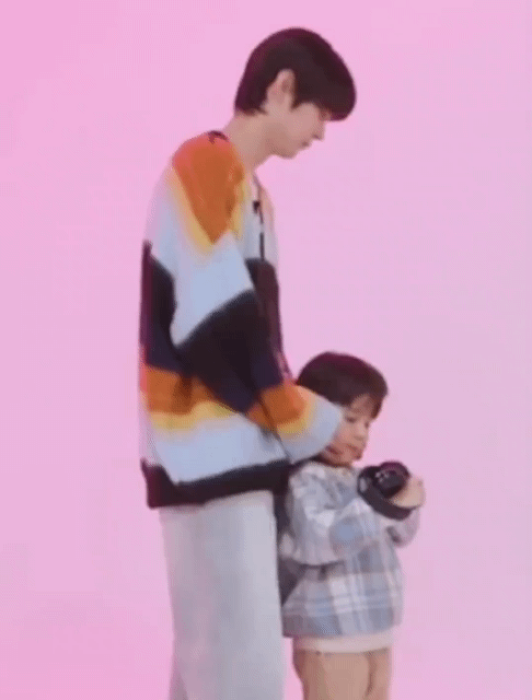 [잡담] 은석이 애기들 계속 쪼물거리는 거ㅋㅋㅋㅋ | 인스티즈