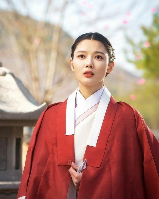 [잡담] 사극 퍼컬 그 자체인 김유정 | 인스티즈