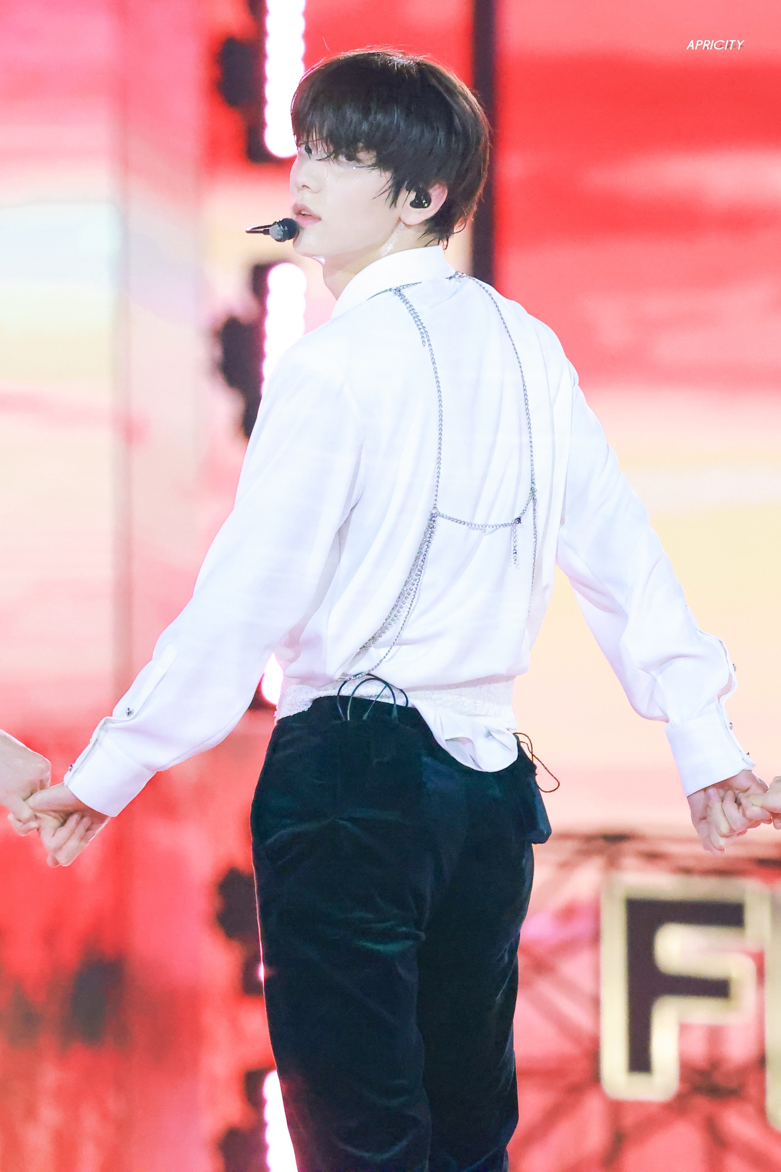 [잡담] 투바투 멤버들 몸무게도 진짜 얼굴만큼이나 비현실적이긴 함 | 인스티즈