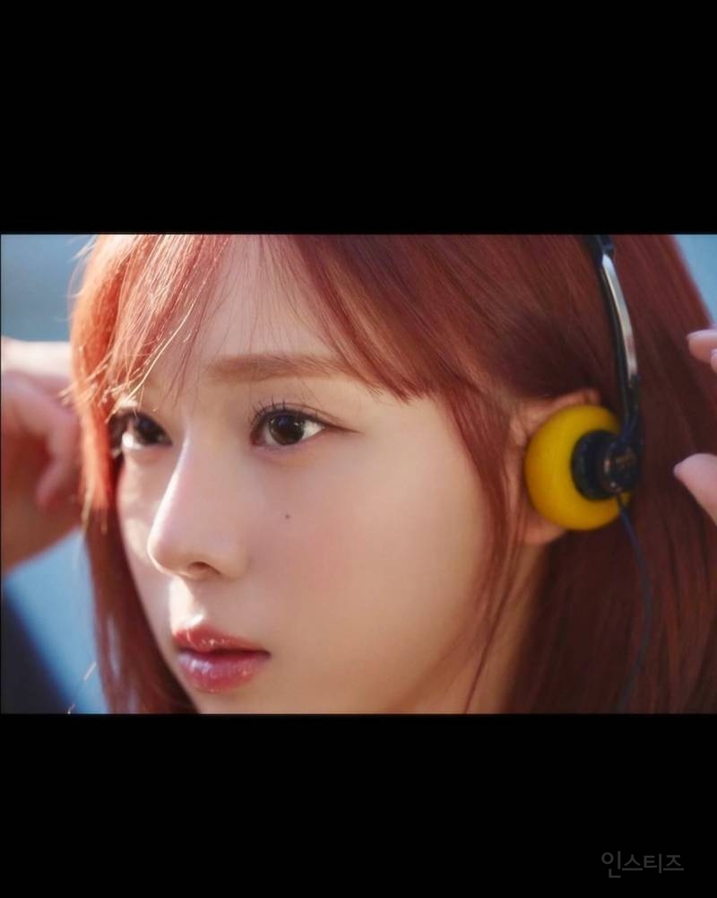 오늘 윈터 인스타 업뎃 🎸 🎧 | 인스티즈