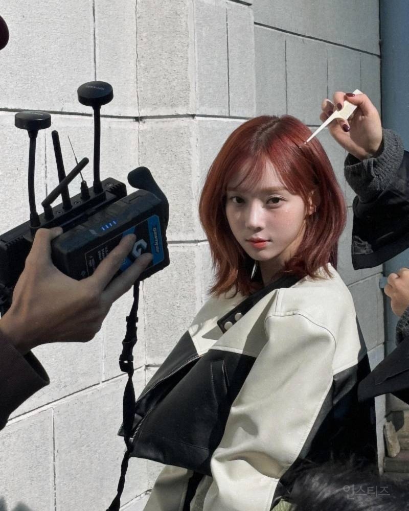 오늘 윈터 인스타 업뎃 🎸 🎧 | 인스티즈