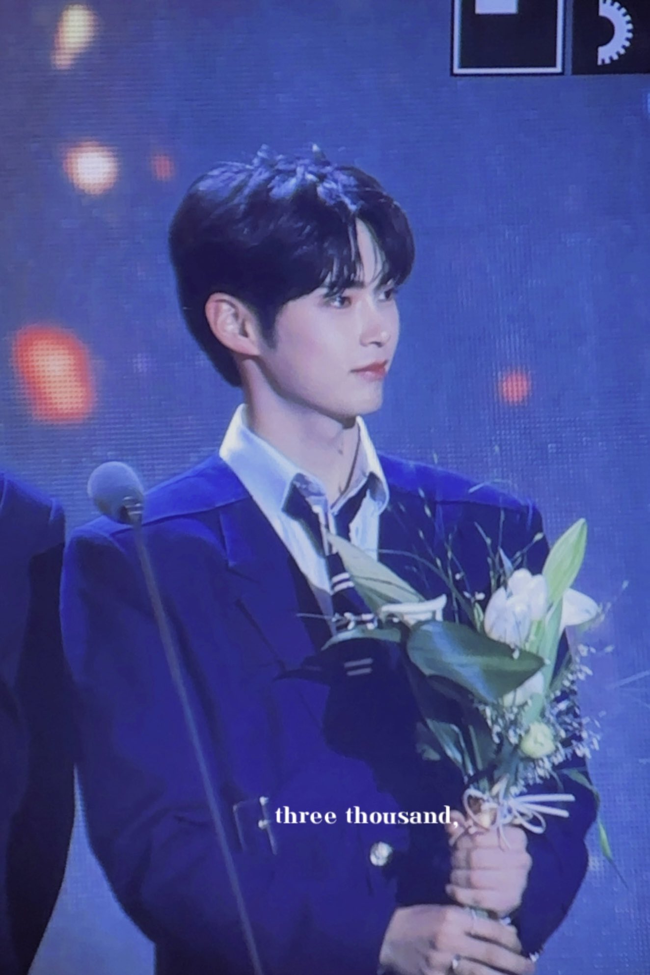 [잡담] 꽃든 성한빈 이건 아니지예 | 인스티즈
