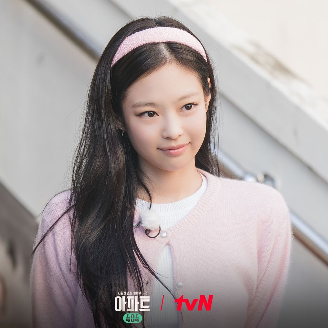 [정보/소식] tvN 추리 예능 <아파트 404> 프리뷰 스틸 (유재석,제니,오나라,차태현,양세찬,이정하) | 인스티즈