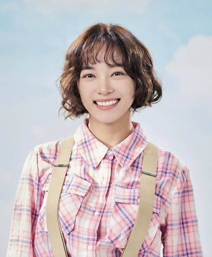 "그 무대, 꽃길이 아니어도"…세정, 연극으로 또 자랐다 (템플) | 인스티즈