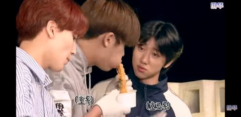 [잡담] 세븐틴 서명호 하필 옆에 맨날 개잘먹는 김민규 있어서 소식가로 오해받는거 너무 웃김 | 인스티즈