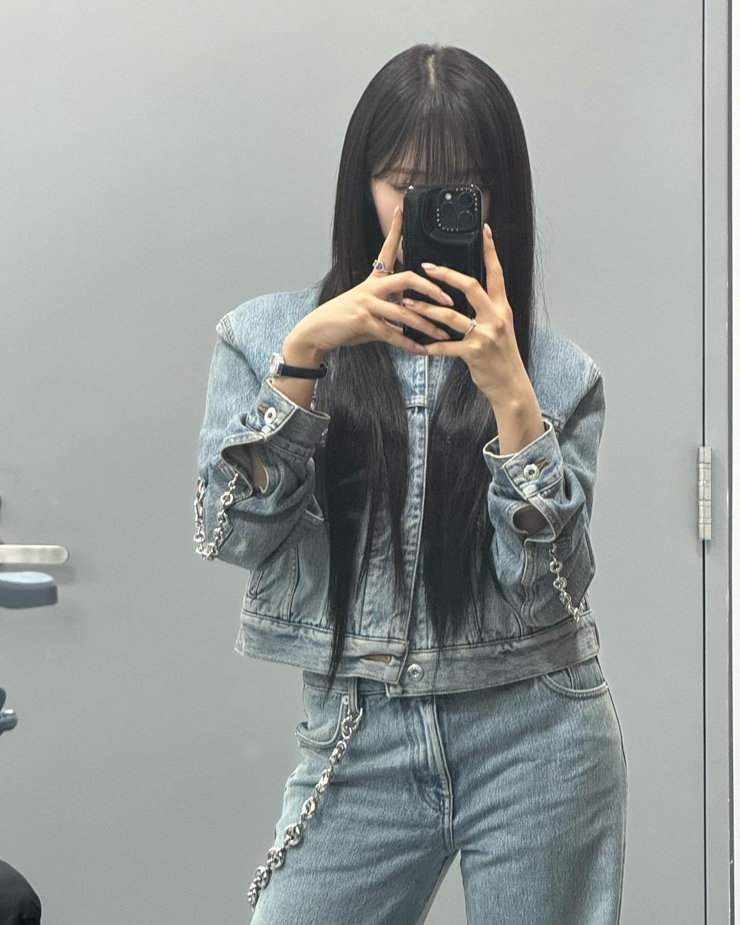 [정보/소식] 오늘 지젤 인스타 업뎃 | 인스티즈