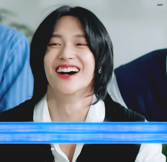 [잡담] 원빈이 웃는 짤 왔다 | 인스티즈