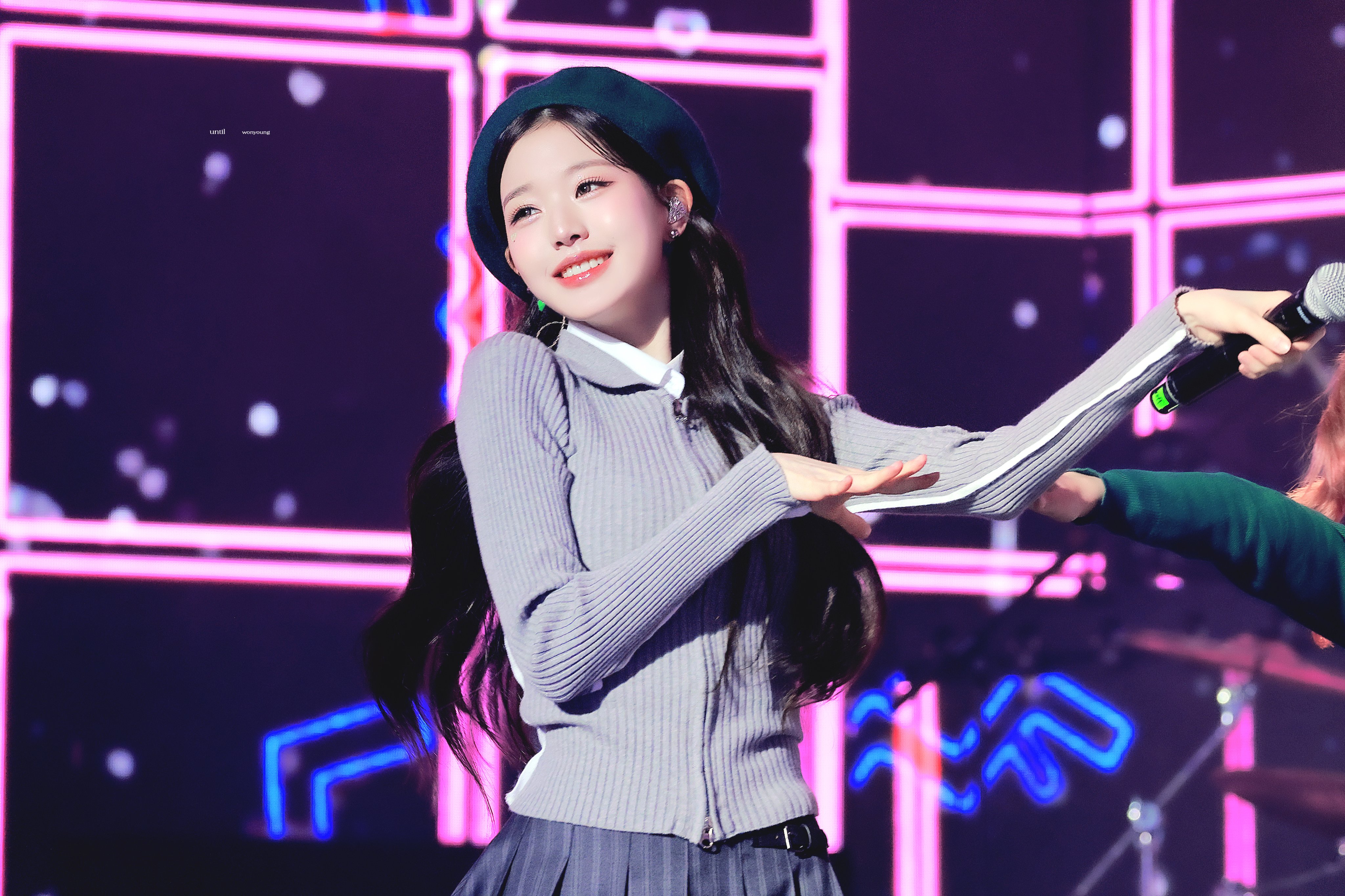 [잡담] 슬슬 원영이 앞없 그리워지는 중임 | 인스티즈