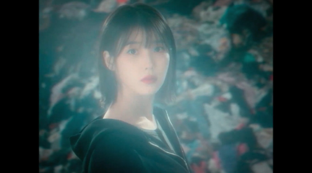 [잡담] 아이유 여신님 용안 좀 봐 | 인스티즈