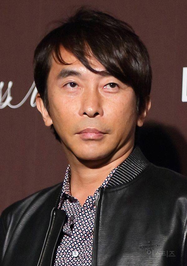 케이팝은 절대 아니라고 주장하는 정체성 특이한 그룹 | 인스티즈