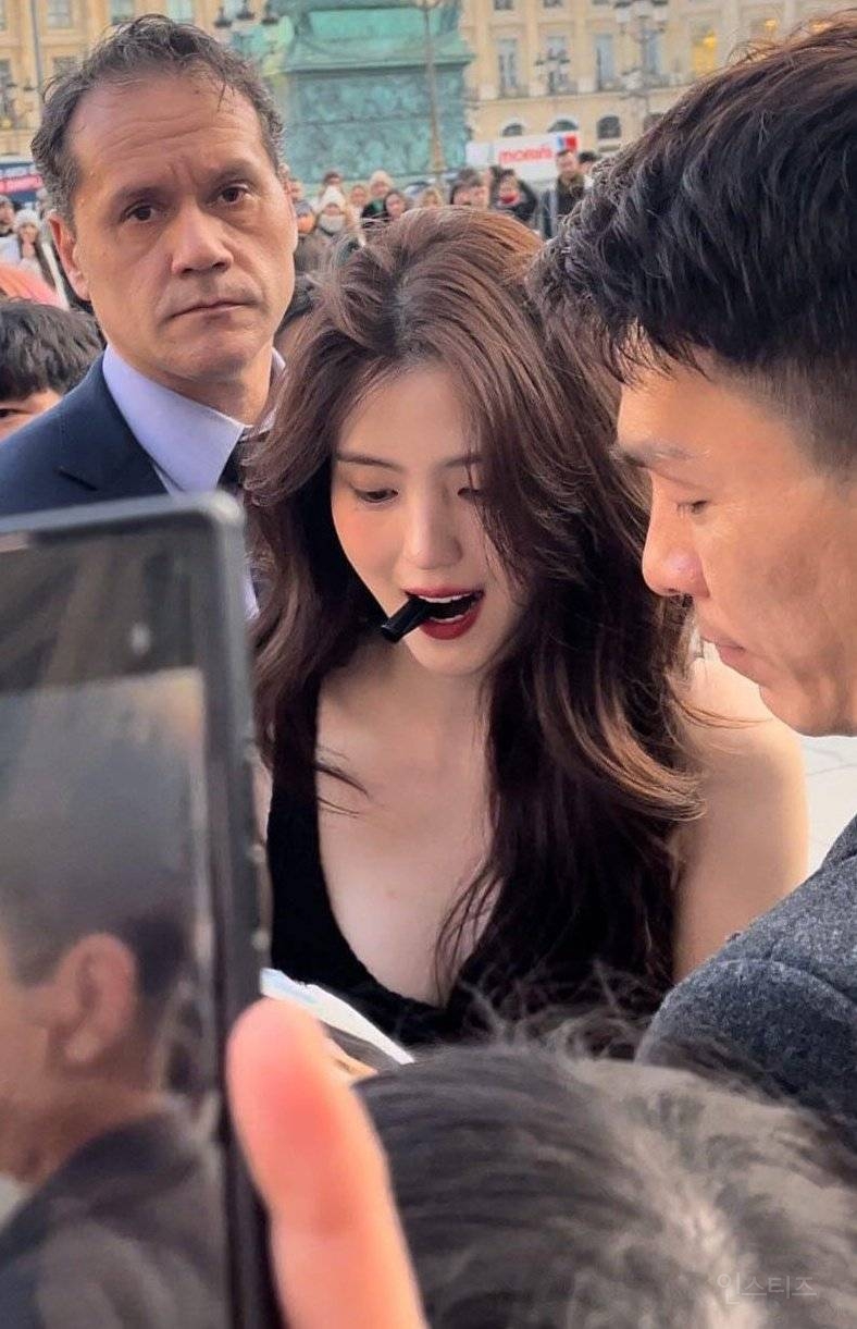실물 느낌난 배우 한소희 폰카짤 | 인스티즈