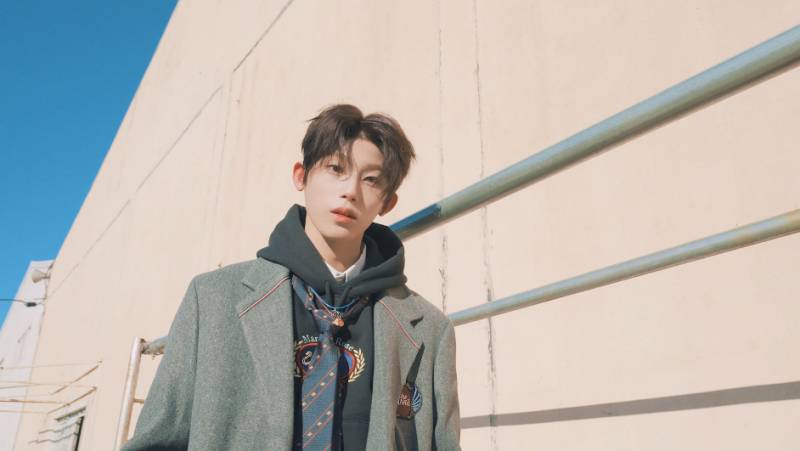 확신의 성장캐 보여주는 남돌 컴백 트레일러 | 인스티즈
