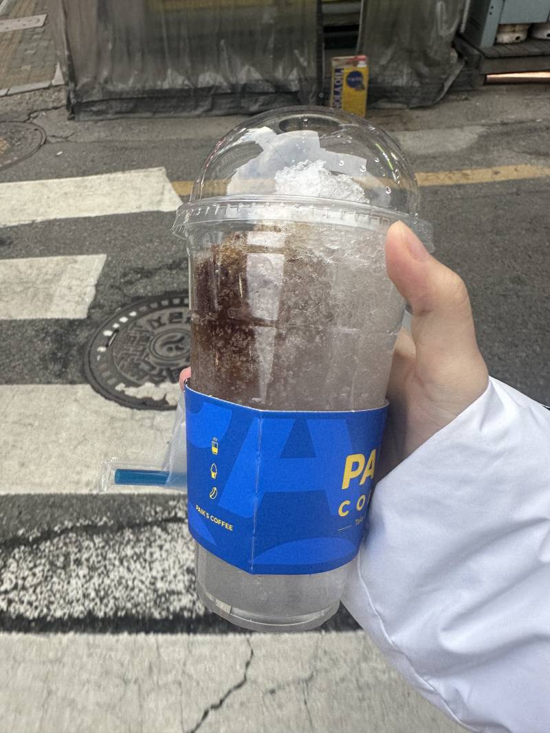 [잡담] 빽다방 간얼음 이거 맞아? 내가 이상한거야? | 인스티즈