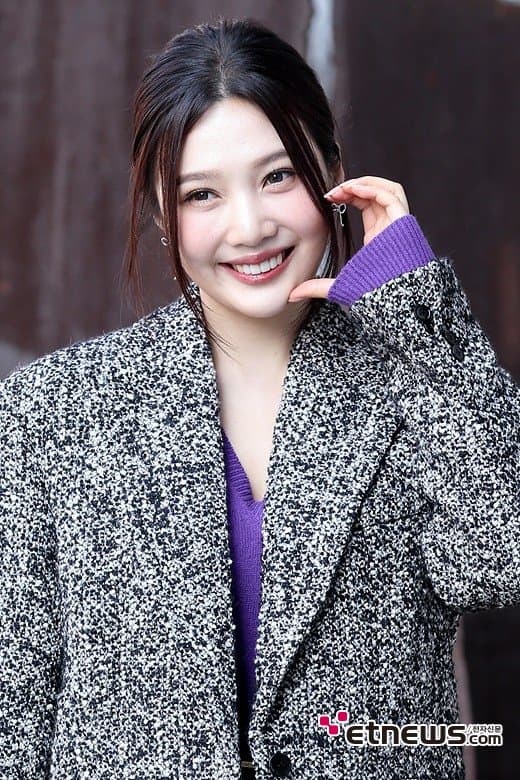 [정보/소식] 오늘자 레드벨벳 조이 기사사진 | 인스티즈