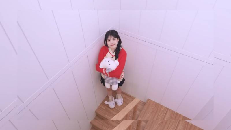 못 들은 사람은 있어도 한 번만 들은 사람은 없다는 QWER 띵곡 | 인스티즈