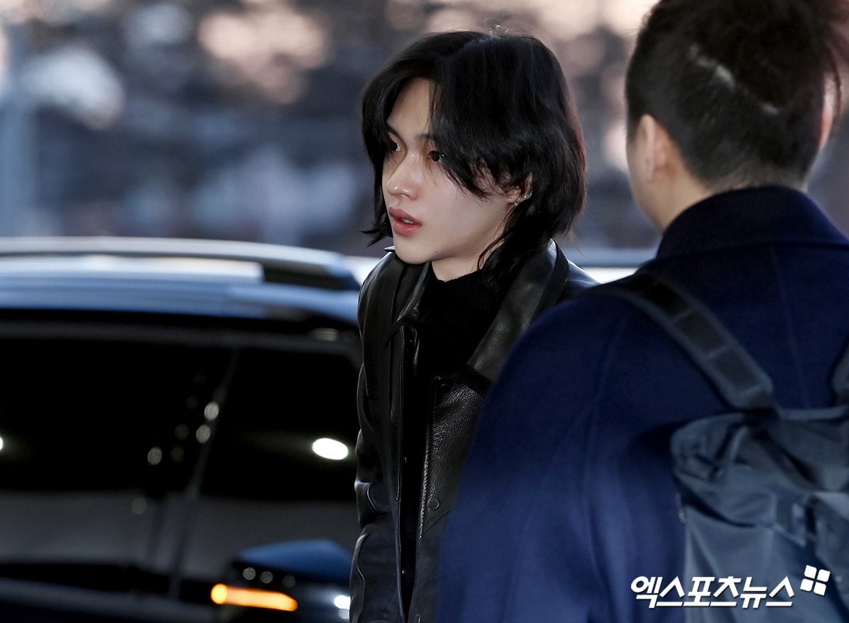 [잡담] 난 원빈이가 이 머리 연말까지 유지해줬으면 좋겠어 | 인스티즈