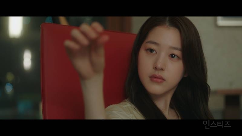 투표로 왕따뽑아 따돌리는 잔혹한 서바이벌전쟁 <피라미드게임> (+장원영 언니+신슬기 나옴) | 인스티즈