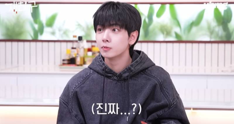 신인 아이돌의 플러팅에 정신 못차리는 김재중 | 인스티즈