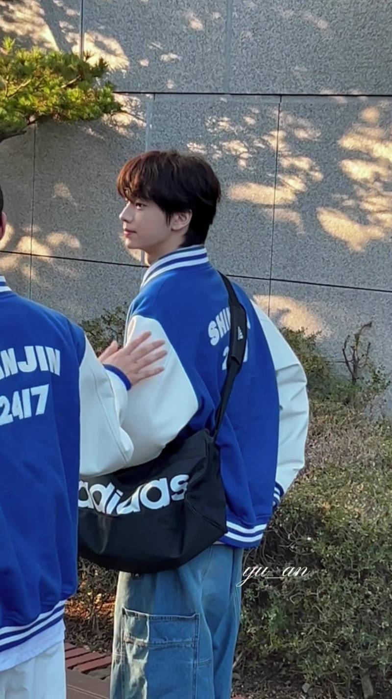 현재 실물 느낌 난다는 투어스 신유 외모.jpg | 인스티즈