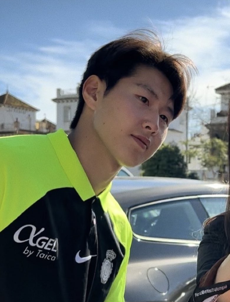 [잡담] 강인아 생일 축하해 🎊🎉🎉🥳🥳🎂 | 인스티즈
