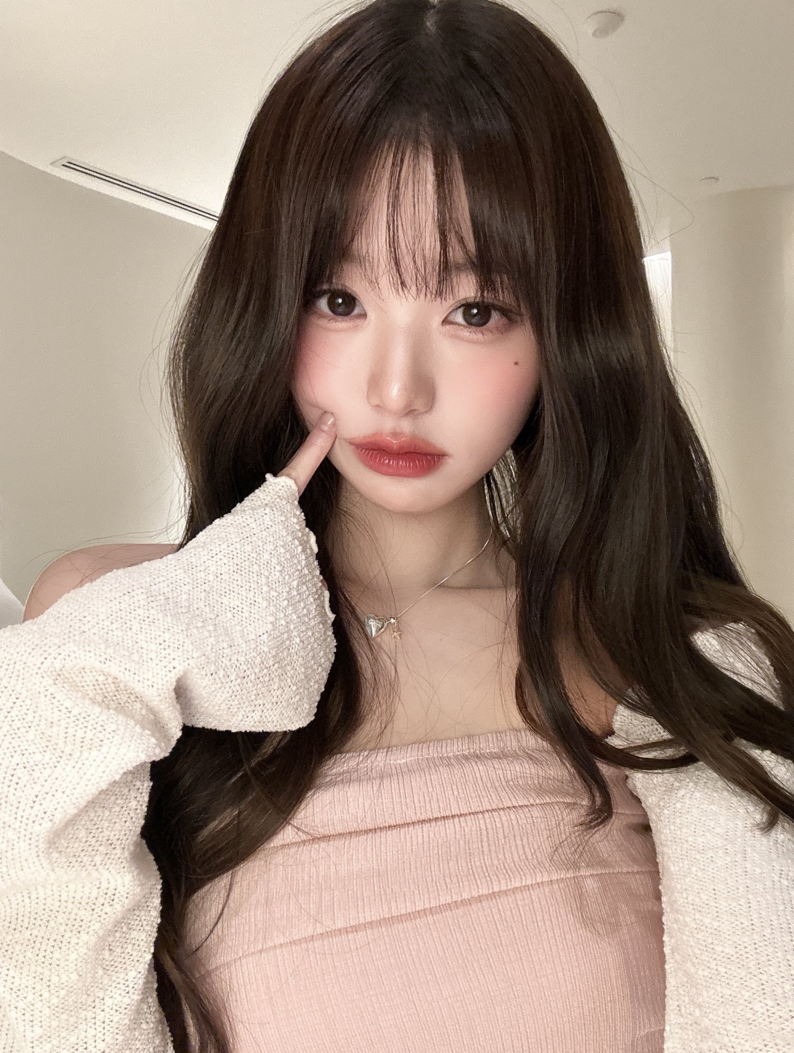 [잡담] 와 씨 방금 뜬 장원영 셀카 에바다 | 인스티즈