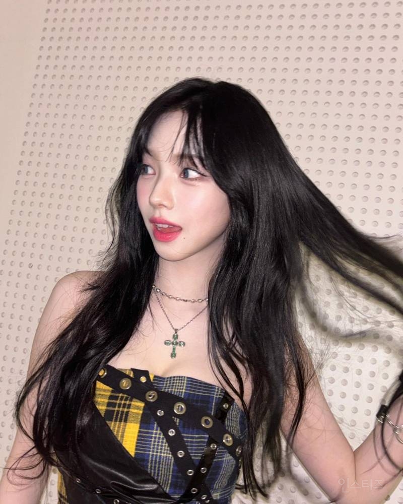 오늘뜬 헌터뮤직 카리나 사진 | 인스티즈