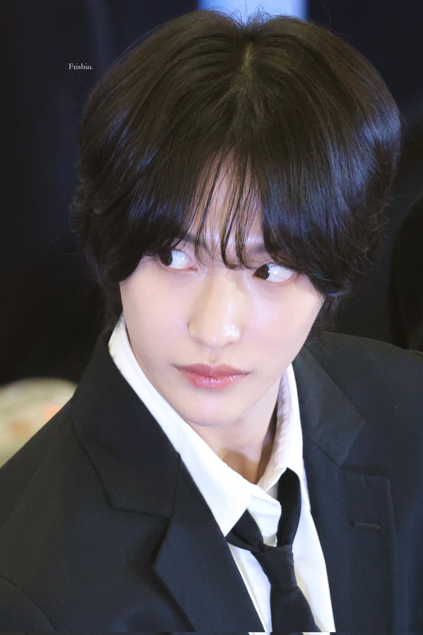 [잡담] 원빈 눈 진짜 이래???? | 인스티즈