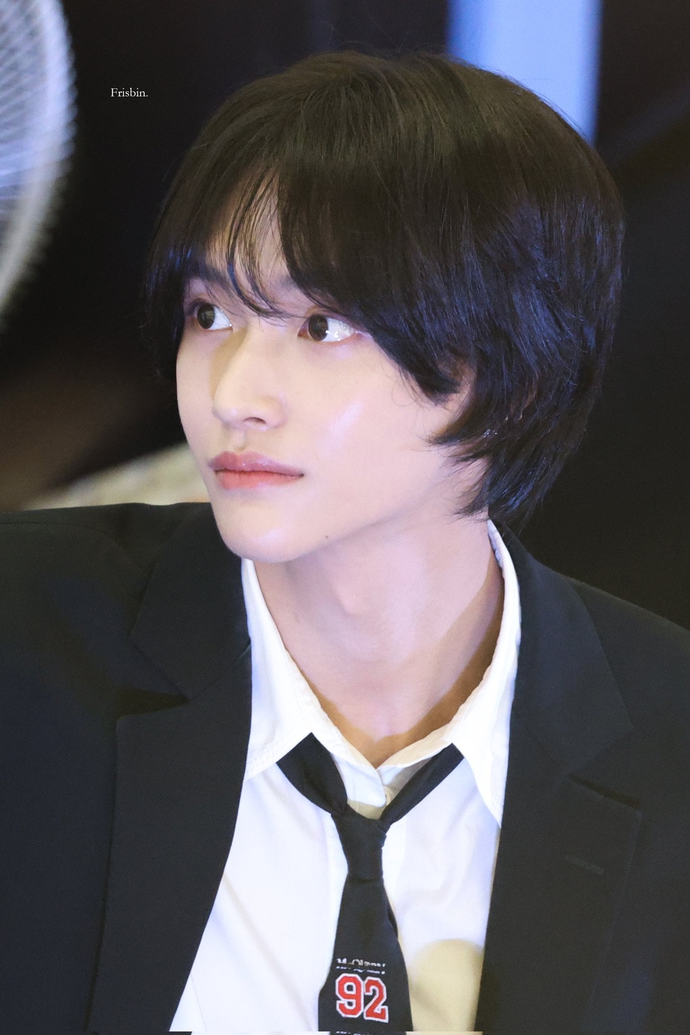 [잡담] 원빈 눈 진짜 이래???? | 인스티즈