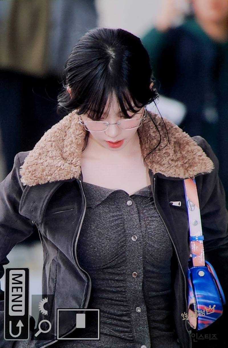 오늘자 일본 출국 카리나 프리뷰 jpg | 인스티즈