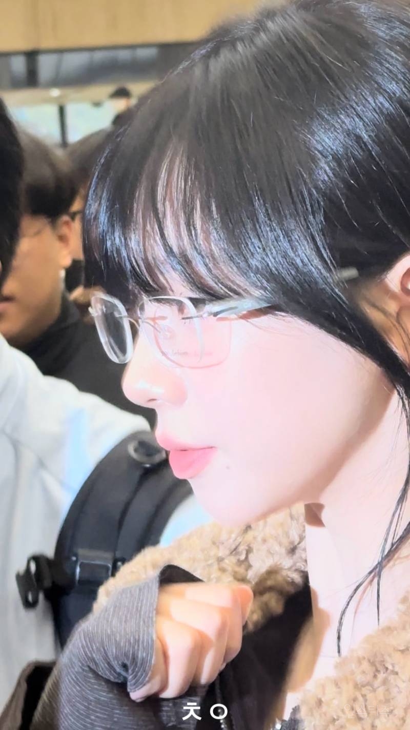 오늘자 카리나 폰카짤 jpg | 인스티즈
