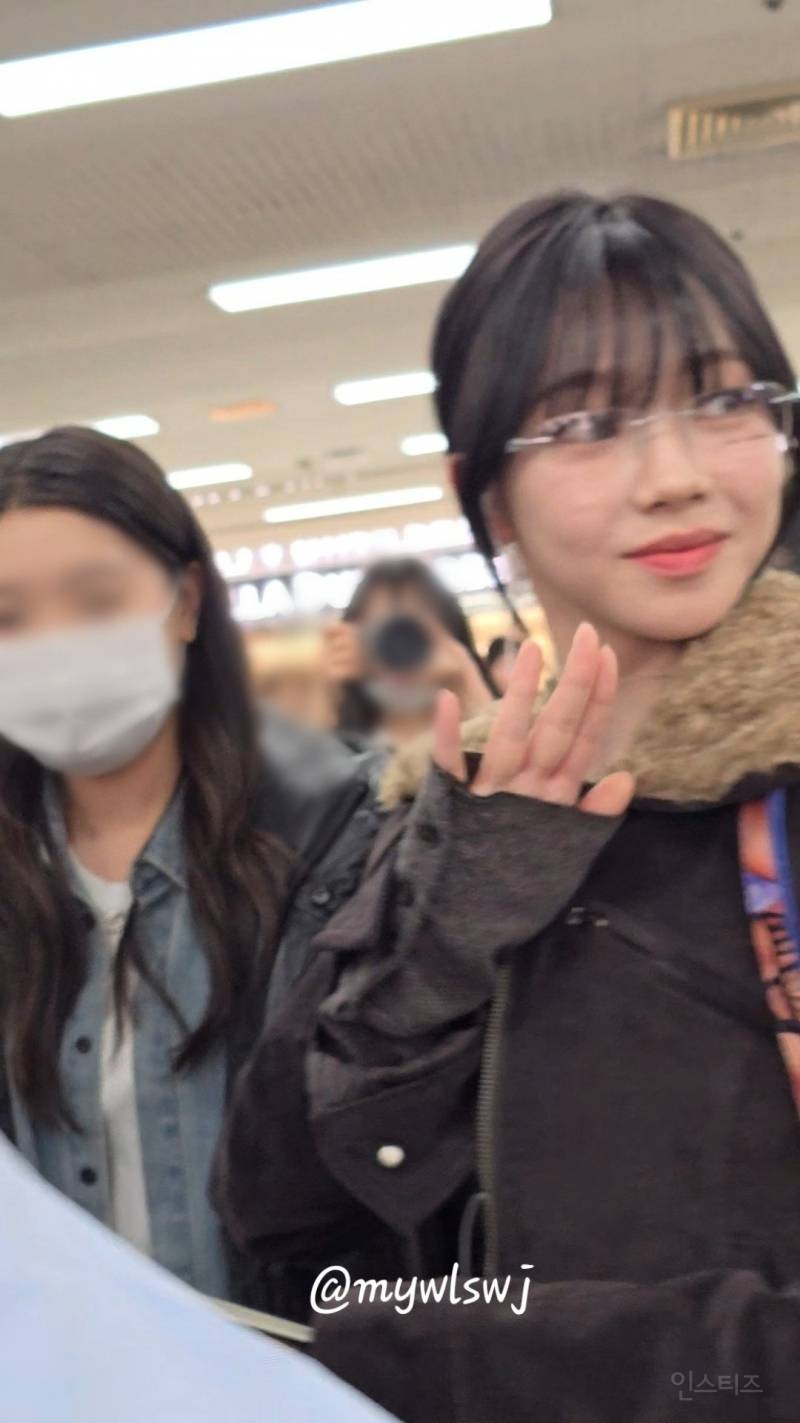 오늘자 카리나 폰카짤 jpg | 인스티즈