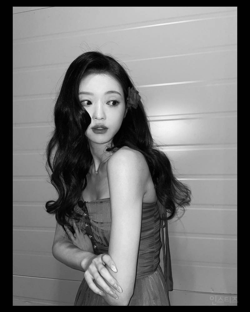 확신의 흑발 앰버서더라는 오마이걸 유아.jpg | 인스티즈