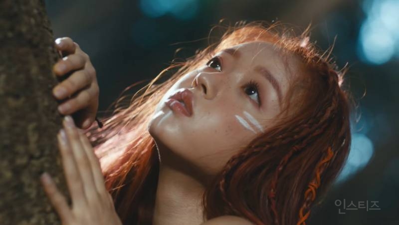 확신의 흑발 앰버서더라는 오마이걸 유아.jpg | 인스티즈