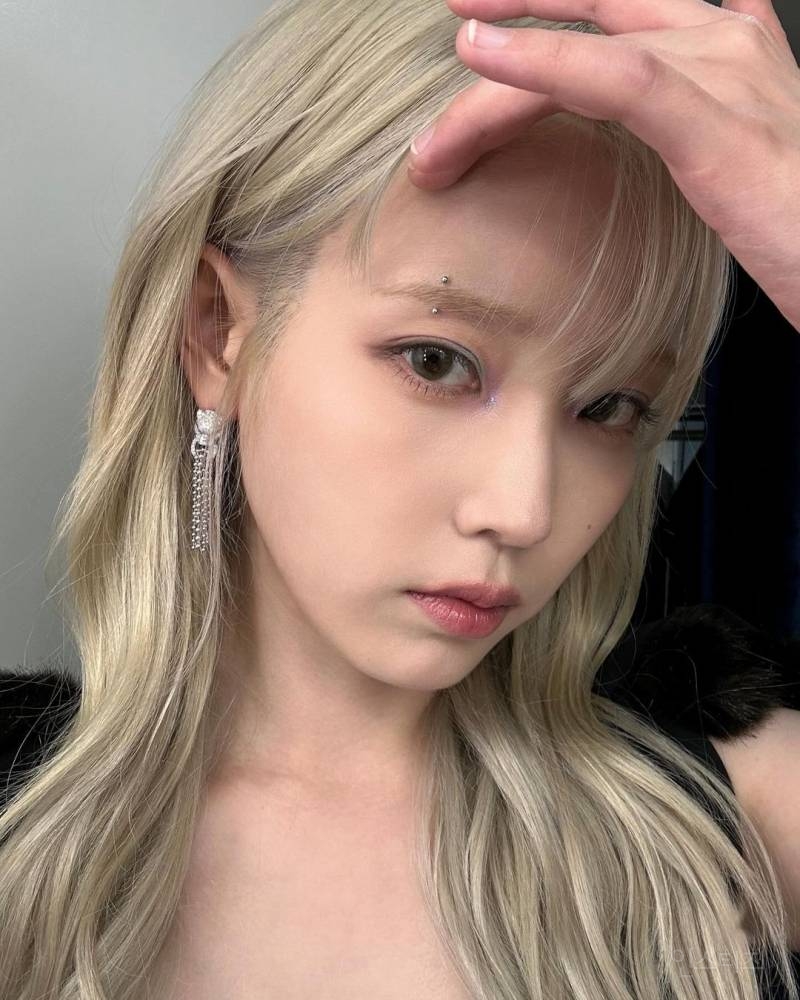 오늘 아이유 인스타 업뎃 jpg | 인스티즈