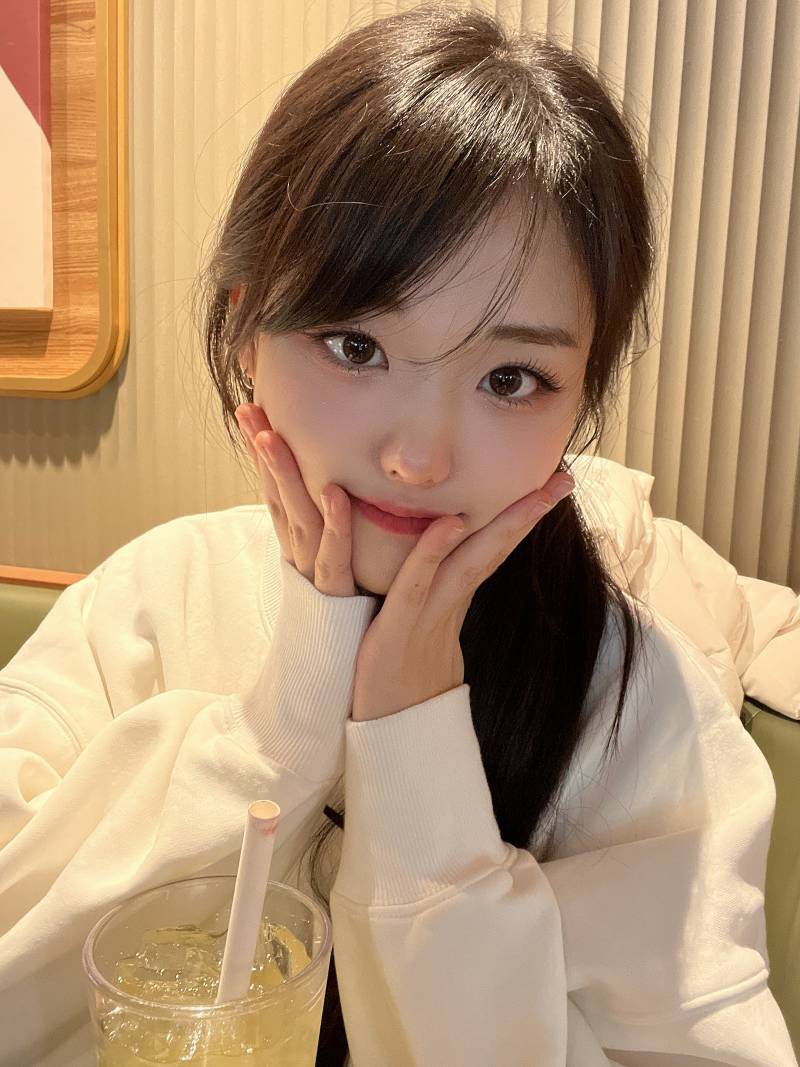 보면 볼수록 귀여운 QWER 막내 히나 모멘트 | 인스티즈