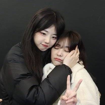 보면 볼수록 귀여운 QWER 막내 히나 모멘트 | 인스티즈