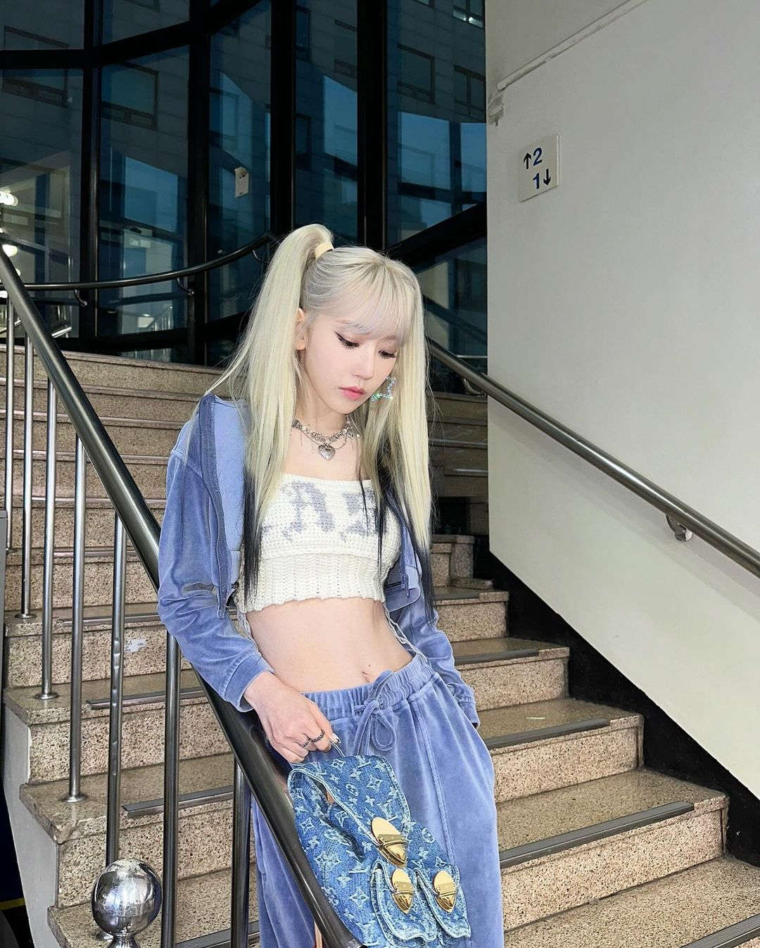 [잡담] 오늘 사쿠라 무대의상(상의) 본인이 뜬거래 | 인스티즈