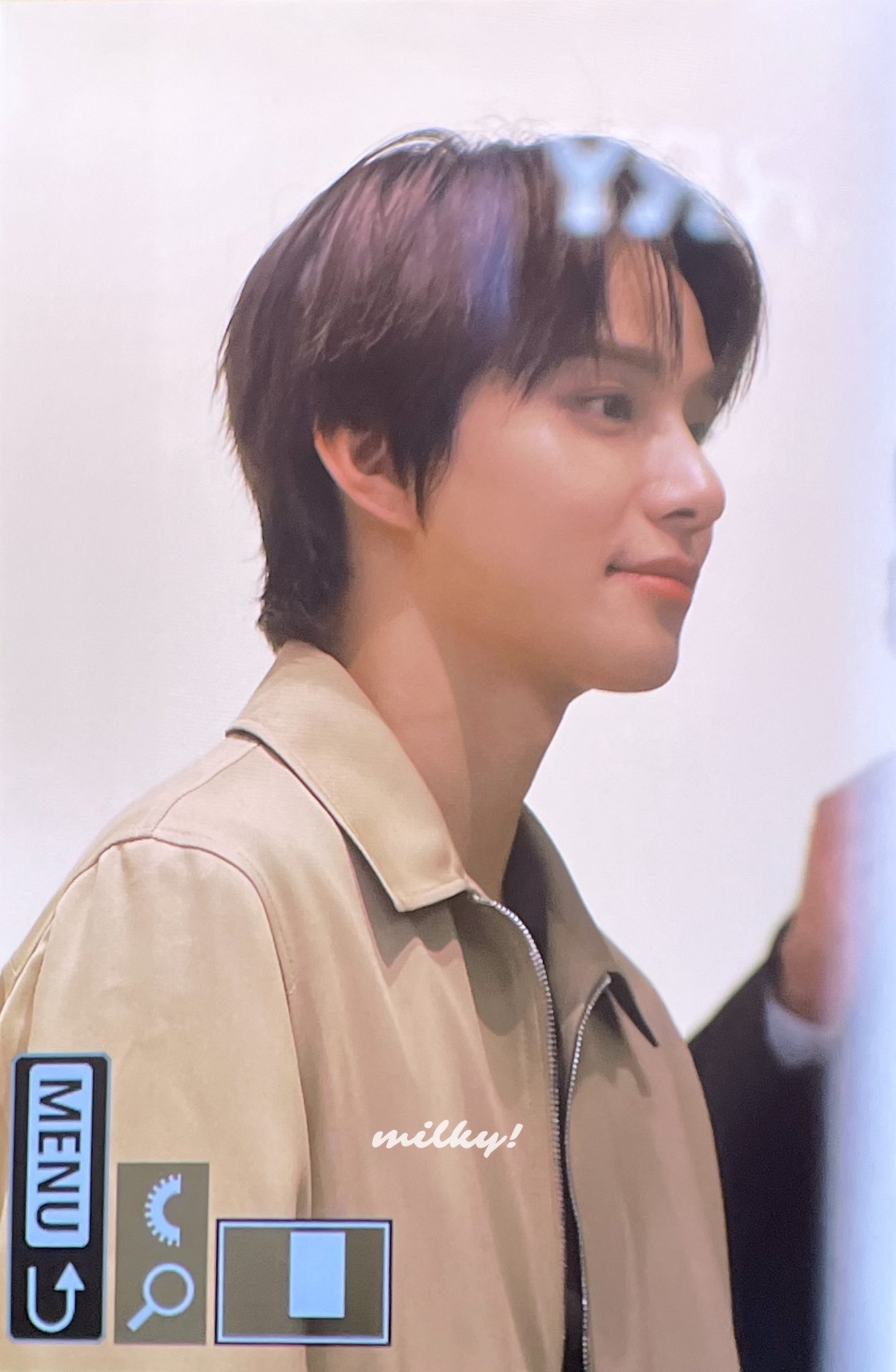 [잡담] 미친 정우 토즈 현지 매장도 갔구나 ㅠㅠㅠㅠㅠㅠㅠ | 인스티즈