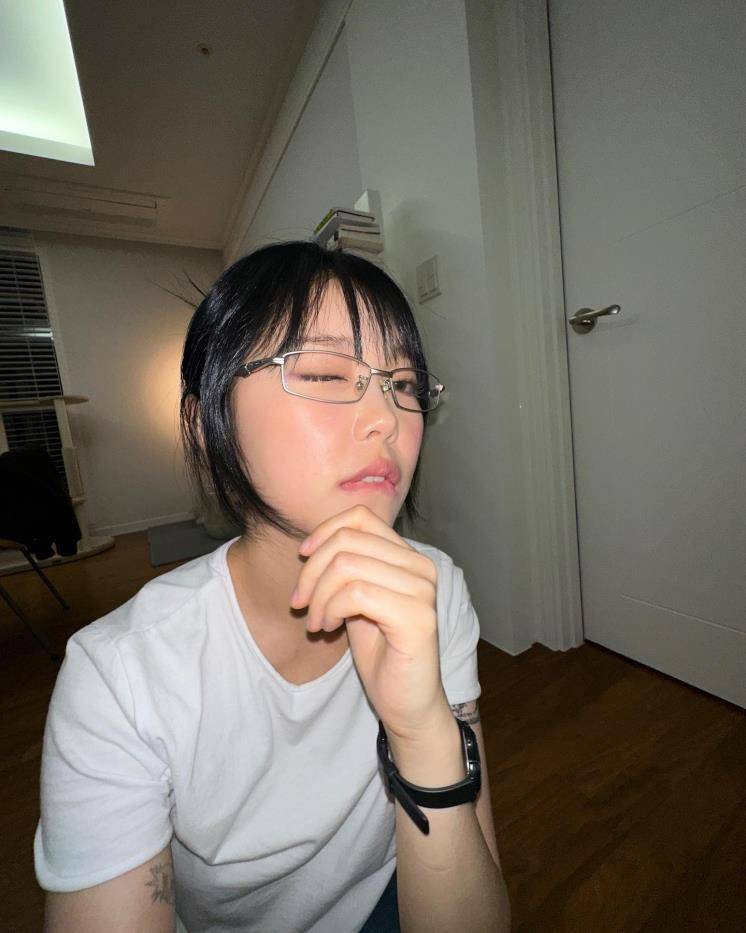 현재 패션계를 강타한 안경 패션.JPG | 인스티즈