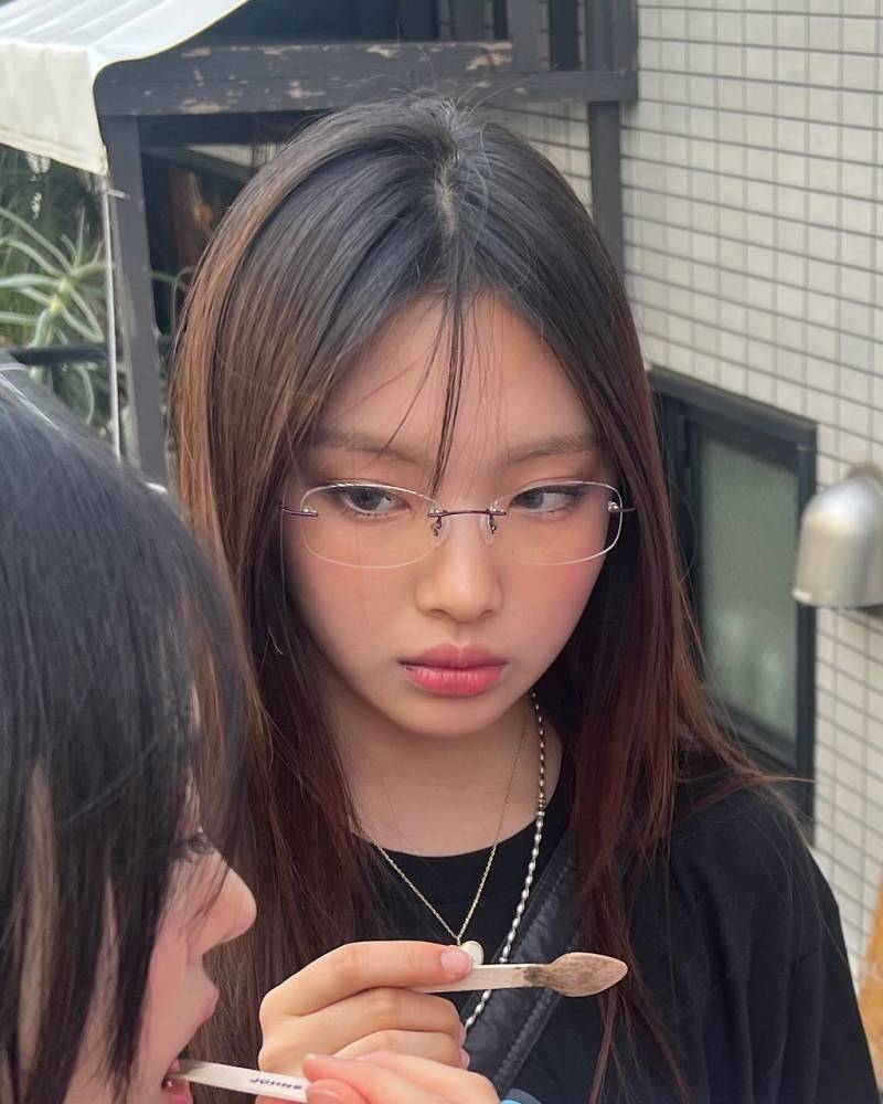 현재 패션계를 강타한 안경 패션.JPG | 인스티즈