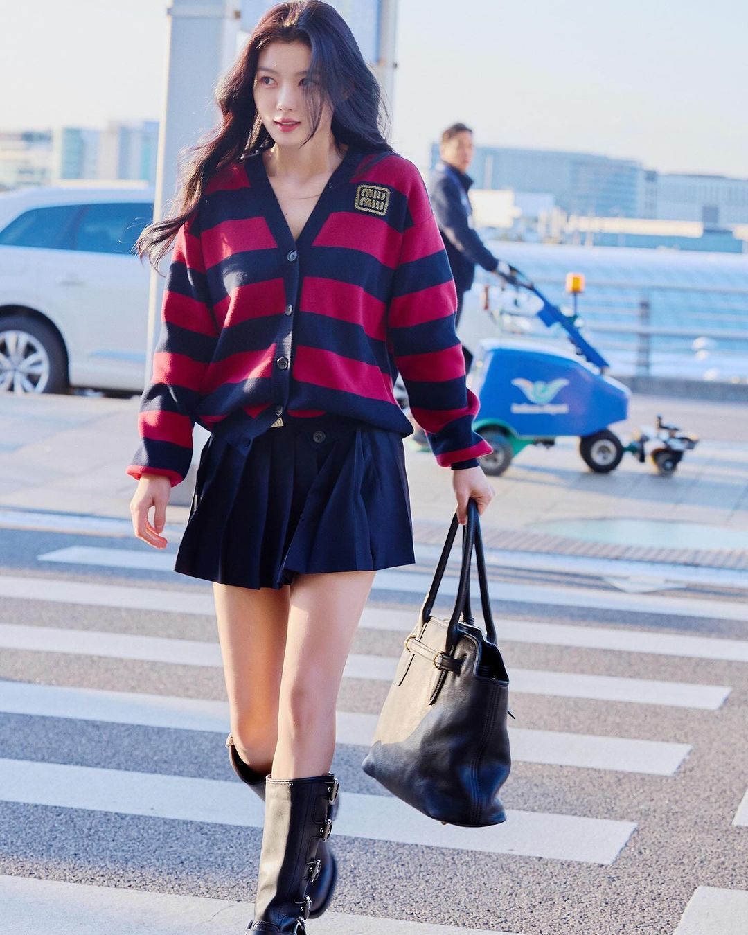 [잡담] 김유정 미우미우 출국! | 인스티즈