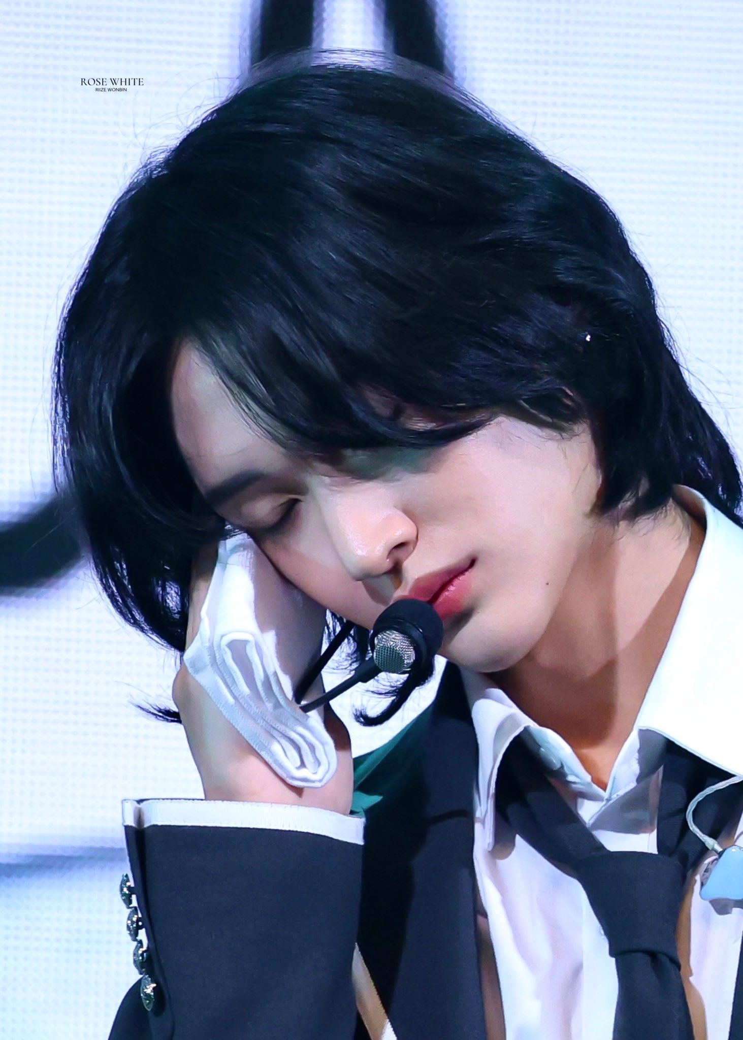 [잡담] 원빈이 눈 감아도 잘생겼구나 생일 축하해🧡 | 인스티즈
