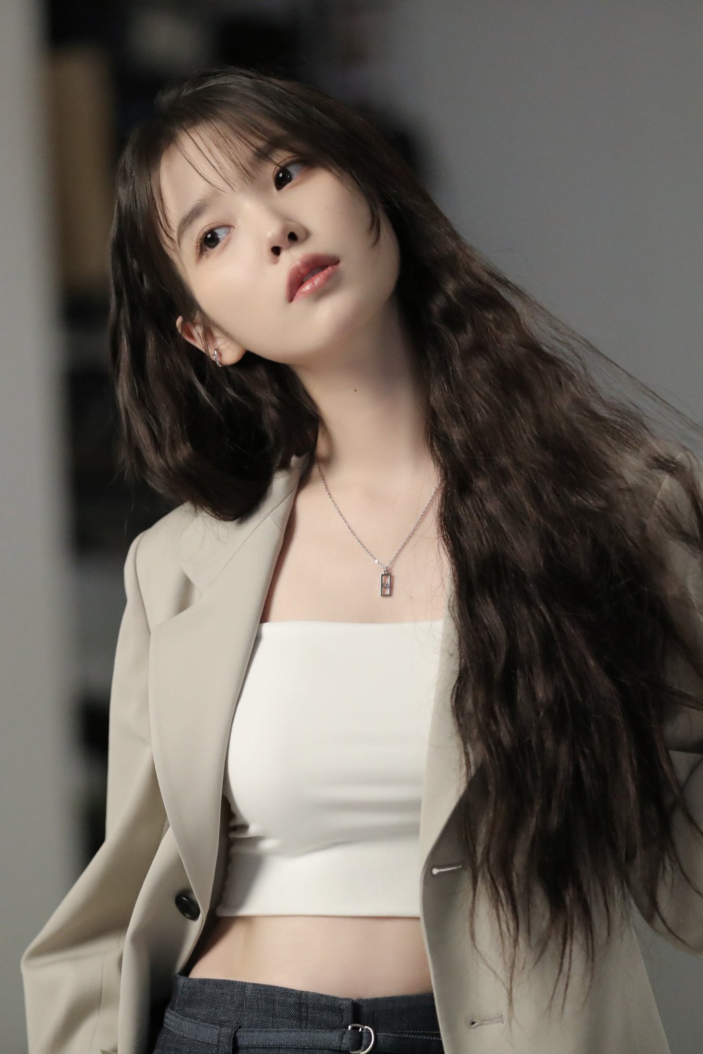 [잡담] (스포) 아이유 콘서트 의상에(셋리 스포 내용 있음) | 인스티즈